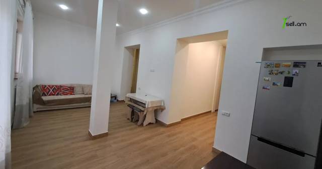 3 սենյականոց բնակարան Կոմիտասի պողոտայում, 110 քմ, 2/4 հարկ, 2 սանհանգույց, մի քանի պատշգամբ