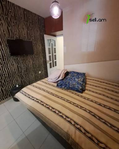 2 սենյականոց բնակարան Եզնիկ Կողբացու փողոցում, 50 ք.մ., 1/11 հարկ, կոսմետիկ վերանորոգում