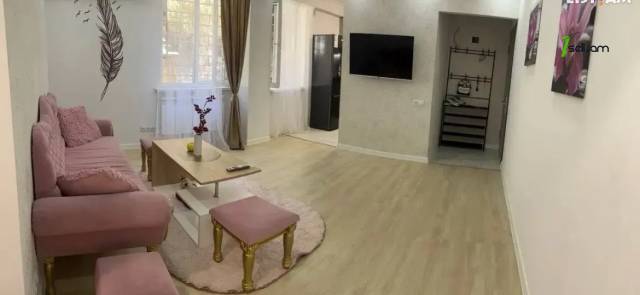 2 սենյականոց բնակարան, Դուրյան թաղամաս, 40 քմ, 1/9 հարկ, դիզայներական ոճով վերանորոգված