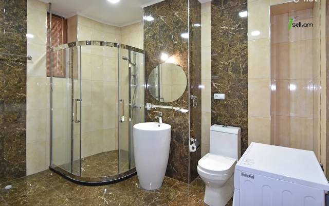 4 սենյականոց բնակարան նորակառույց շենքում Կիևյան փողոցում, 140 ք.մ., 3+ սանհանգույց