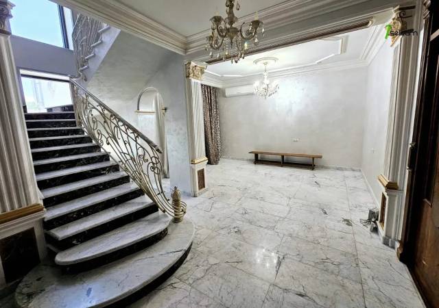 Երեք հարկանի քարե տուն, Նոյ թաղամաս Մալաթիա Սեբաստիայում, 420 ք.մ., 3+ սանհանգույց