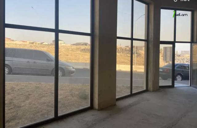 Առևտրային տարածք, Սիլիկյան հին խճուղի Աջափնյակում, 150 ք.մ.