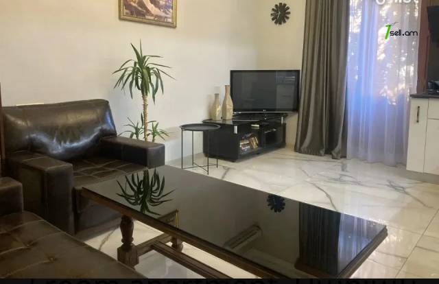 2 սենյականոց բնակարան Սարյան փողոցում, 45 քմ, 2/4 հարկ, բարձր առաստաղներ, կապիտալ վերանորոգված