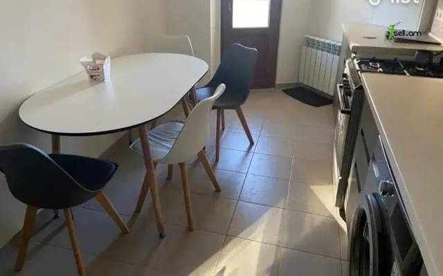 2 սենյականոց բնակարան Գալշոյան փողոցում, 71 ք.մ., 8/16 հարկ, եվրովերանորոգված