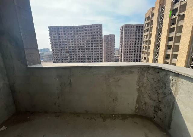 4 սենյականոց բնակարան նորակառույց շենքում Պարույր Սևակի փողոցում, 89 ք.մ., 5/15 հարկ