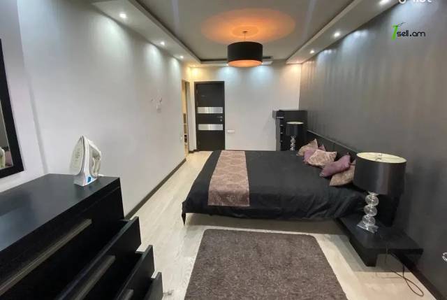 3 սենյականոց բնակարան Սարյանի փողոցում, 92 քմ, 8/11 հարկ, կապիտալ վերանորոգված