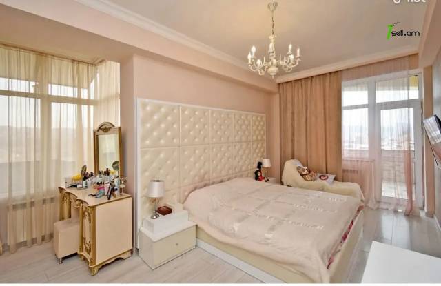 Ընդարձակ 3 սենյականոց բնակարան նորակառույց շենքում, Ծիծեռնակաբերդի խճուղի, 183 ք.մ., 7/12 հարկ