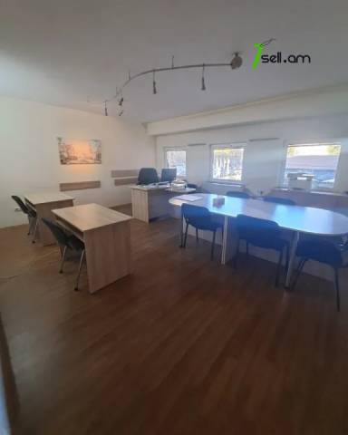 Գրասենյակային տարածք, Buzand St կենտրոնում, 70 ք.մ.