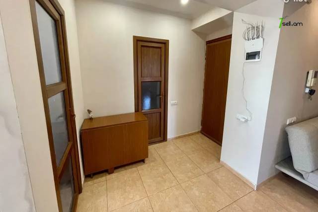 3 սենյականոց բնակարան, Դուրյան թաղամաս, 87 քմ, կապիտալ վերանորոգված