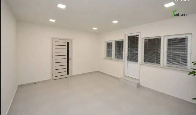 Առևտրային տարածք Արաբկիրի 21-րդ փողոցում Արաբկիրում, 103 ք.մ.