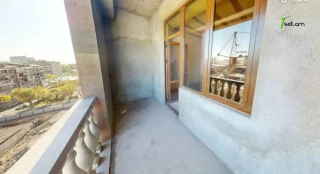 4 սենյականոց բնակարան նորակառույց շենքում Ադոնցի փողոցում, 124 ք.մ., 2 սանհանգույց, բարձր առաստաղներ