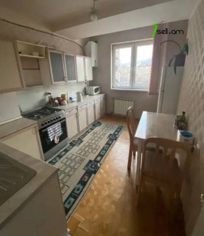 2 սենյականոց բնակարան Երվանդ Քոչարի փողոցում, 52 ք.մ., 9/11 հարկ, կապիտալ վերանորոգված