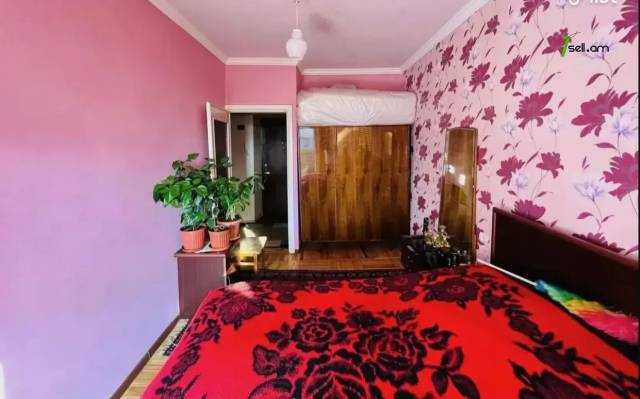 4 սենյականոց բնակարան Բաշինջաղյան փողոցում, 96 ք.մ., քարե շենք