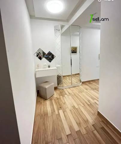 4 սենյականոց բնակարան նորակառույց շենքում Պարույր Սևակի փողոցում, 170 քմ, 2 սանհանգույց