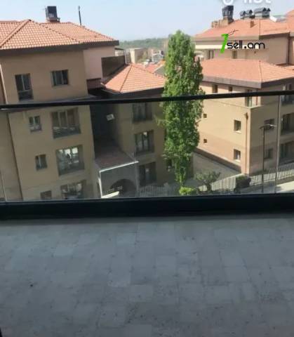 3 սենյականոց բնակարան նորակառույց շենքում Վերին Անտառային փողոցում, 79 ք.մ., նախավերջին հարկ