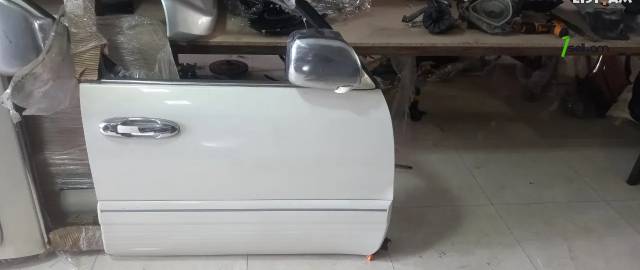 Lexus LX 470 դուռ