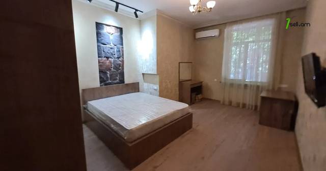 3 սենյականոց բնակարան Մեսրոպ Մաշտոցի պողոտայում, 80 քմ, 2/5 հարկ, դիզայներական ոճով վերանորոգված