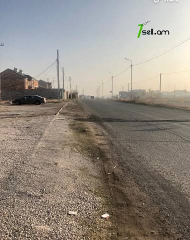 Հողատարածք բնակելի շինությունների համար Սարգիս Լուկաշինի փողոցում Աջափնյակում, 958 քմ
