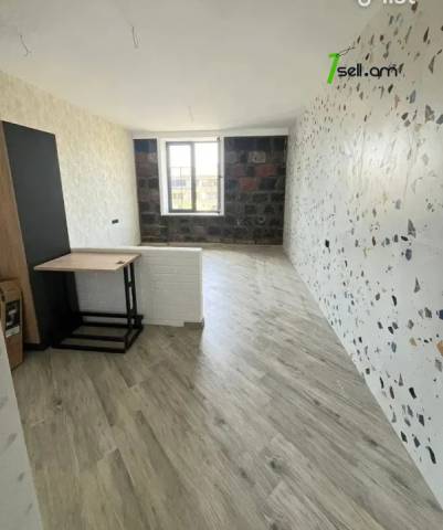 2 սենյականոց բնակարան Կոմիտասի պողոտայում, 43 քմ, նախավերջին հարկ, բարձր առաստաղներ