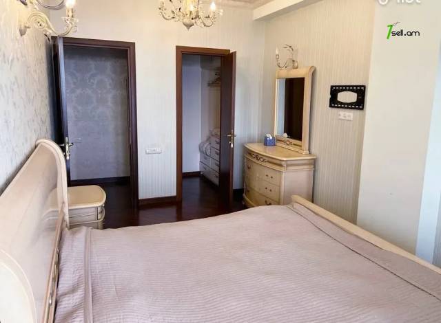 4 սենյականոց բնակարան նորակառույց շենքում Վարդանանց փողոցում, 190 քմ, 17/20 հարկ, 2 սանհանգույց