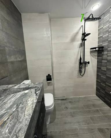 2 սենյականոց բնակարան Ամիրյան փողոցում, 58 ք.մ., 15/17 հարկ, կապիտալ վերանորոգված