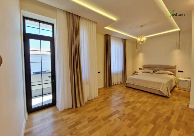 Երկու հարկանի քարե տուն, Նոյ թաղամաս Մալաթիա Սեբաստիայում, 770 քմ, 3+ սանհանգույց