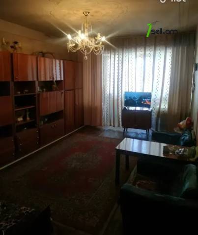 3 սենյականոց բնակարան Գյուլիքևխյան փողոցում, 80 ք.մ., քարե շենք