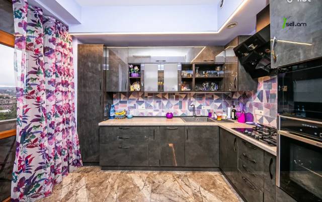 2 սենյականոց բնակարան նորակառույց շենքում Օրբելի եղբայրների փողոցում, 57 քմ, 6/9 հարկ