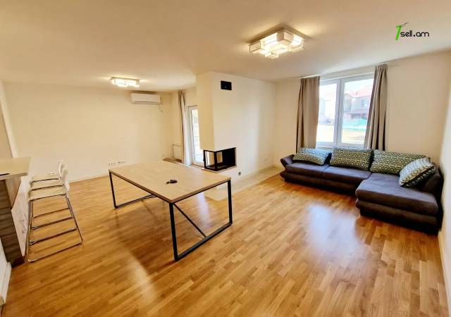 Երեք հարկանի քարե թաունհաուզ, Վահագնի Թաղամաս Աջափնյակում, 400 ք.մ., 3+ սանհանգույց