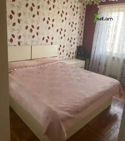 3 սենյականոց բնակարան Մելիք Մելիքյան փողոցում, 78 ք.մ., 5/9 հարկ, կապիտալ վերանորոգված