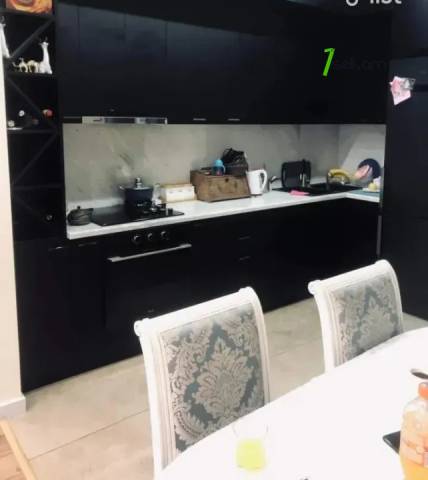 3 սենյականոց բնակարան նորակառույց շենքում Գրիբոյեդով փողոցում, 70 քմ, 3/17 հարկ, բարձր առաստաղներ