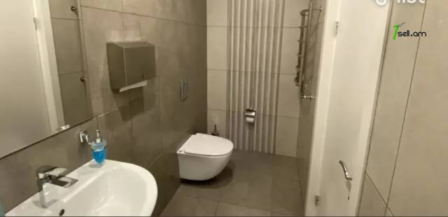 Գրասենյակային տարածք Կոմիտասի պողոտայում Արաբկիրում, 111 ք.մ.