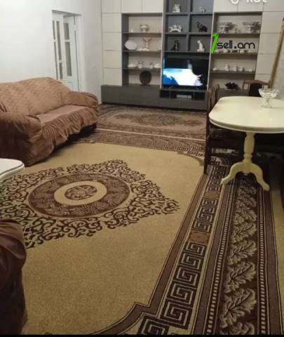 Մեկ հարկանի քարե տուն Մարշալ Խուդյակովի փողոցում Ավանում, 200 ք.մ., 3+ սանհանգույց