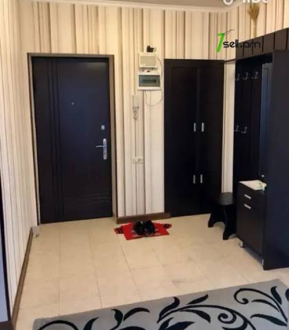 3 սենյականոց բնակարան Սարյան փողոցում, 70 քմ, 6/9 հարկ, կապիտալ վերանորոգված, քարե շենք