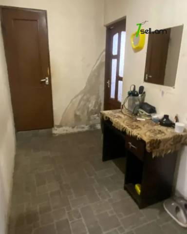 Մեկ հարկանի քարե տուն 1-ին փողոցում Գառնիում, 125 ք.մ., 2 սանհանգույց
