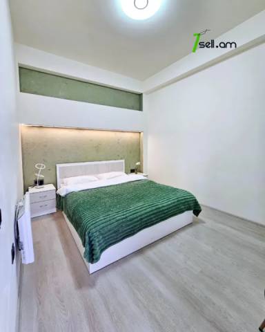 Մեկ հարկանի քարե տուն 33-րդ փողոցում Զովունիում, 240 քմ, կապիտալ վերանորոգված