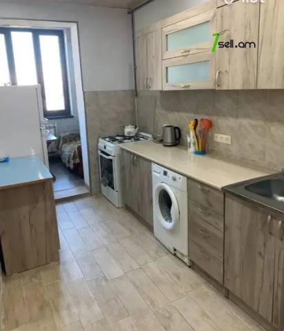 4 սենյականոց բնակարան Մոլդովական փողոցում, 79 ք.մ., 3/9 հարկ, կապիտալ վերանորոգված