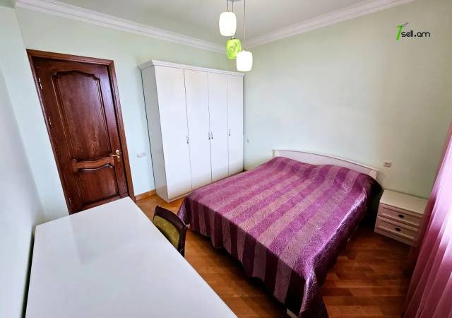 Երեք հարկանի քարե տուն, Նոյ թաղամաս Մալաթիա Սեբաստիայում, 1200 ք.մ., 3+ սանհանգույց