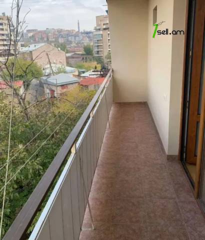 2 սենյականոց բնակարան Դերենիկ Դեմիրճյանի փողոցում, 90 ք.մ., 2/5 հարկ, կապիտալ վերանորոգված