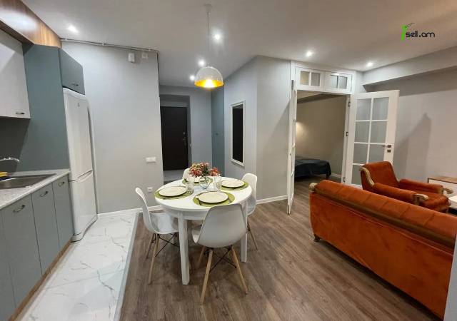 2 սենյականոց բնակարան Նալբանդյան փողոցում, 60 ք.մ., 8/10 հարկ, դիզայներական ոճով վերանորոգված