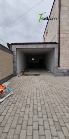 Երկու հարկանի տուն Ղափանցյան փողոցում Արաբկիրում, 500 ք.մ., 2 սանհանգույց