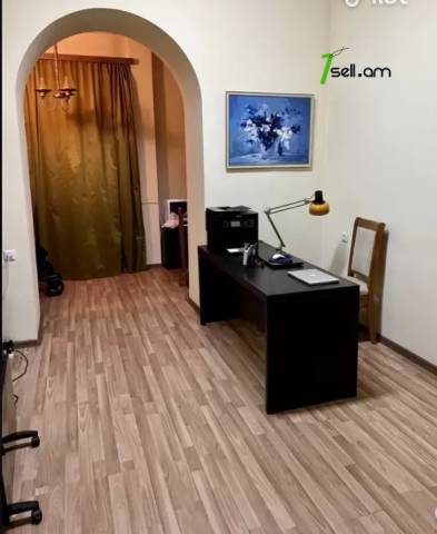 3 սենյականոց բնակարան Արաբկիրում, 86 ք.մ., բարձր առաստաղներ, 1/5 հարկ, կոսմետիկ վերանորոգում