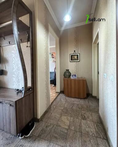 2 սենյականոց բնակարան Արշակունյաց պողոտայում, 62 ք.մ., բարձր առաստաղներ, կոսմետիկ վերանորոգում
