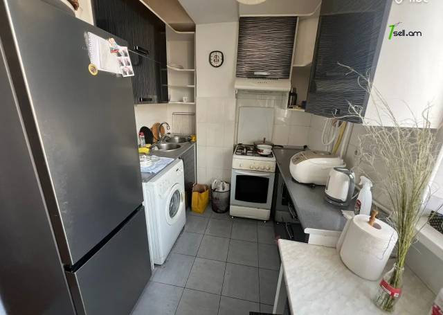 2 սենյականոց բնակարան Պուշկինի փողոցում, 43 քմ, 5/9 հարկ, կոսմետիկ վերանորոգում