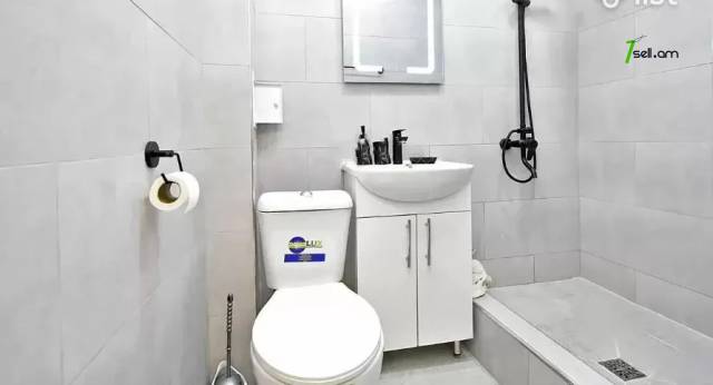 2 սենյականոց բնակարան Կոմիտասի պողոտայում, 51 ք.մ., կապիտալ վերանորոգված, քարե շենք