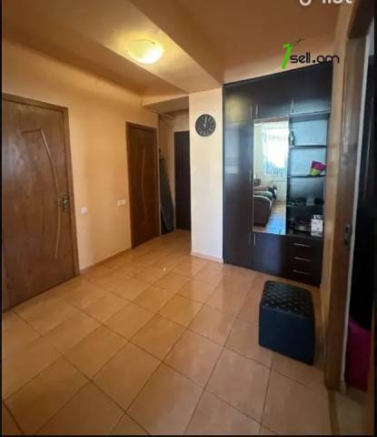 2 սենյականոց բնակարան Շիրազի փողոցում, 76 ք.մ., 10/14 հարկ, կապիտալ վերանորոգված