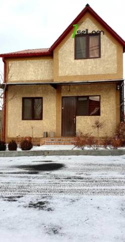 Երկու հարկանի քարե տուն, Սիրող Սրտեր բնակելի թաղամաս Նոր Նորքում, 300 ք.մ., 2 սանհանգույց