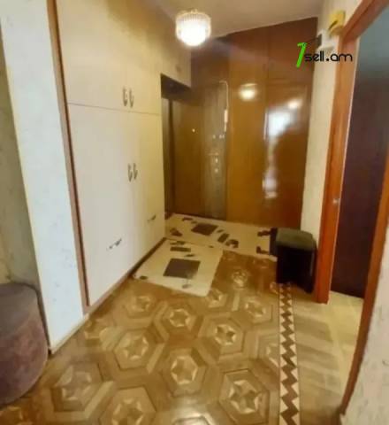 3 սենյականոց բնակարան Կոմիտասի պողոտայում, 95 քմ, նախավերջին հարկ, 2 սանհանգույց
