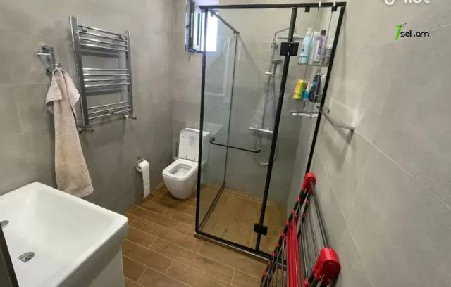 Երկու հարկանի քարե տուն, Գ-1 թաղամաս Աջափնյակում, 150 քմ, 2 սանհանգույց, կապիտալ վերանորոգված