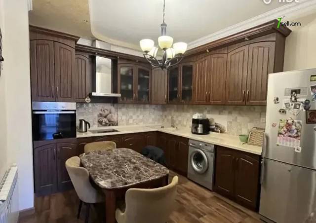 3 սենյականոց բնակարան նորակառույց շենքում Նաիրի Զարյան փողոցում, 76 քմ, 3/16 հարկ, բարձր առաստաղներ